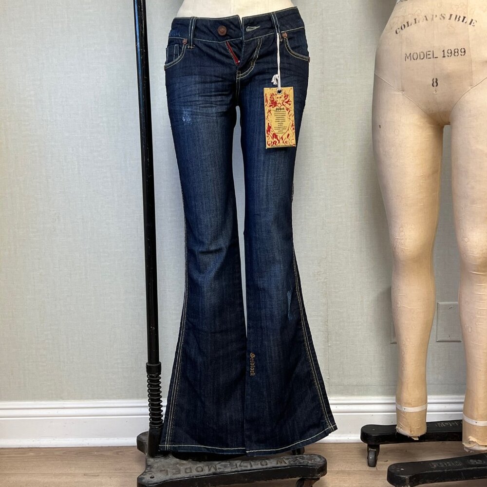 Women's Flare Jeans in Dark Blue
